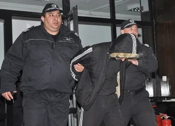 Банскалията пратил SMS за убийците си