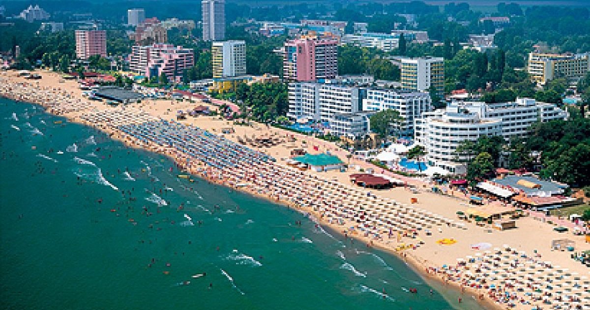 Има ли паника. Затварят хотели в наш топ курорт