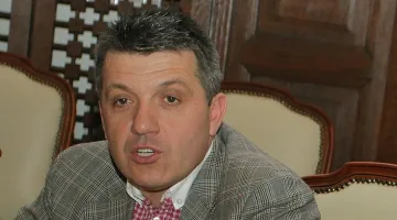 Конфискуваха над тон козунаци и месо от пазара