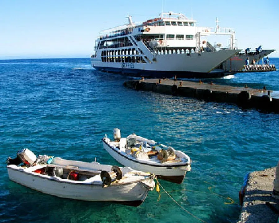 Стачка на фериботите заплашва гръцкия Великден