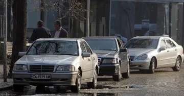 Депутатите се качват в нови коли за 1,6 млн. лева