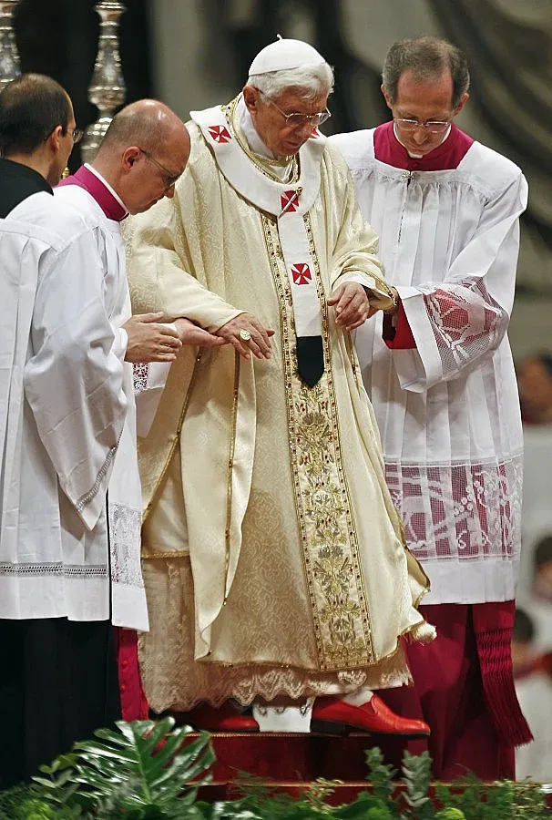 Папата се скапвал при пътуванията