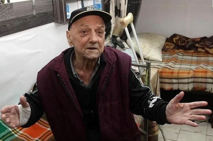 Мистър Опасен чар почина в затвора