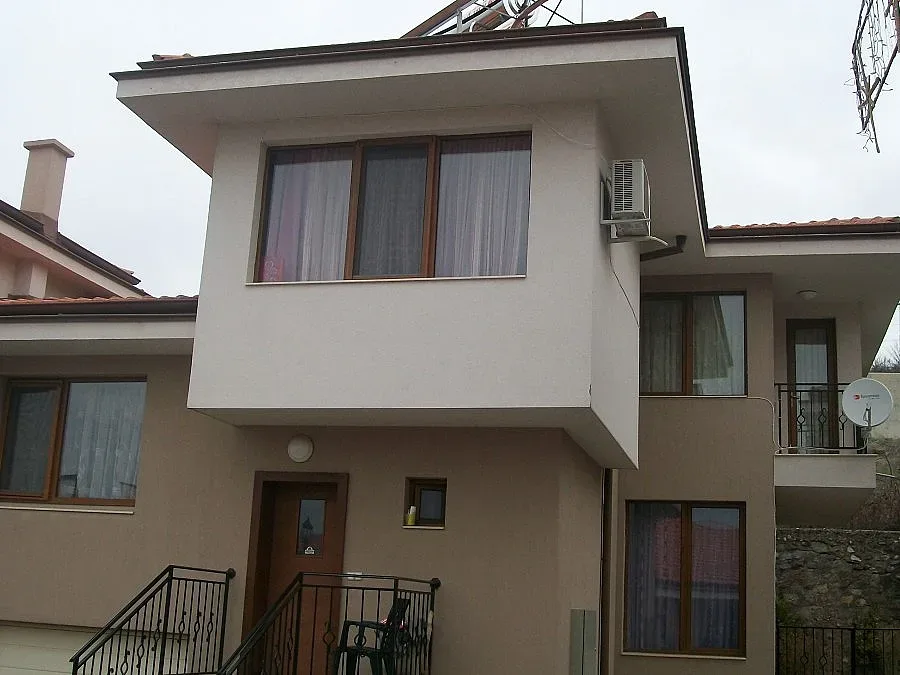 Убитият букмейкър с диплома от Американския университет