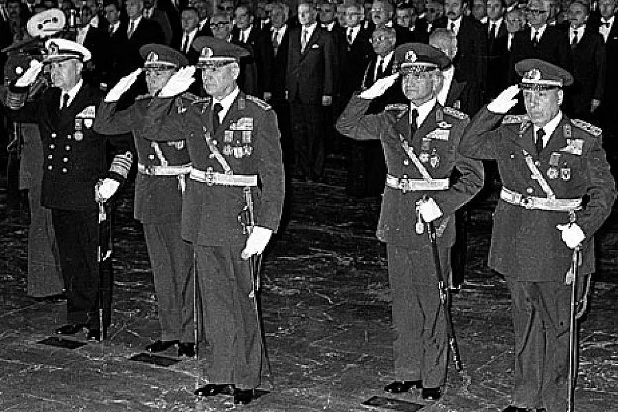 Тръгна дело за военния преврат в Турция