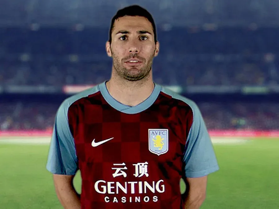 Стилиян пял песничка на приятел по телефона