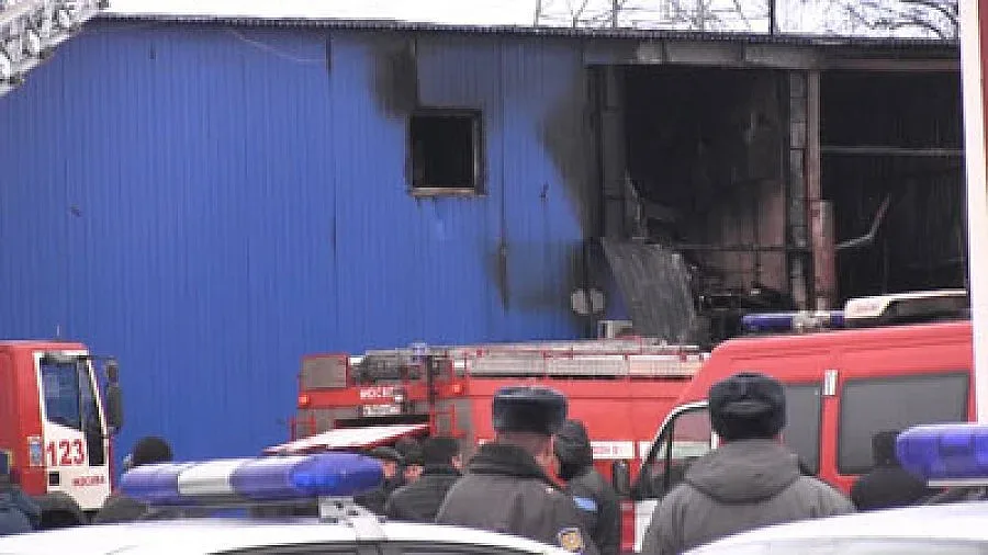 17 мъже изгоряха като факли в руска барака