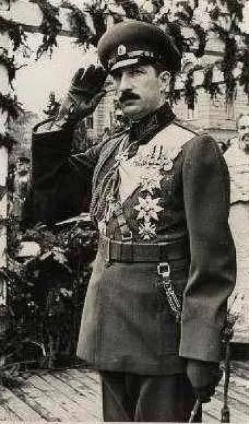 Паметник на цар Борис ІІІ разбуни Скопие 