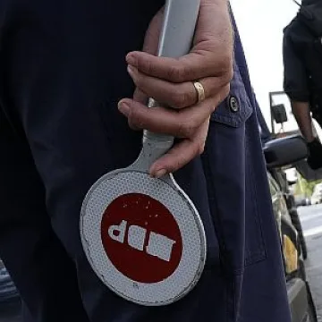 Издирват шофьор блъснал 6-годишно момченце и избягал