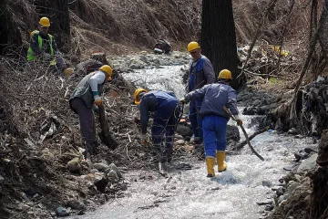 Водовъртеж засмукал детето във Владайска река