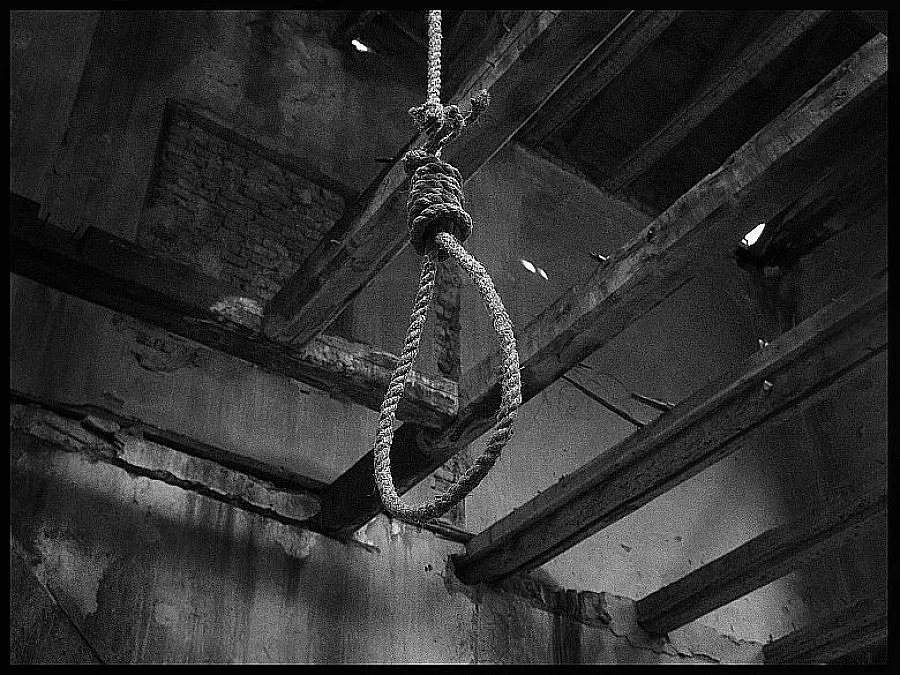 Япония обеси трима затворници, чакат още 132-ма