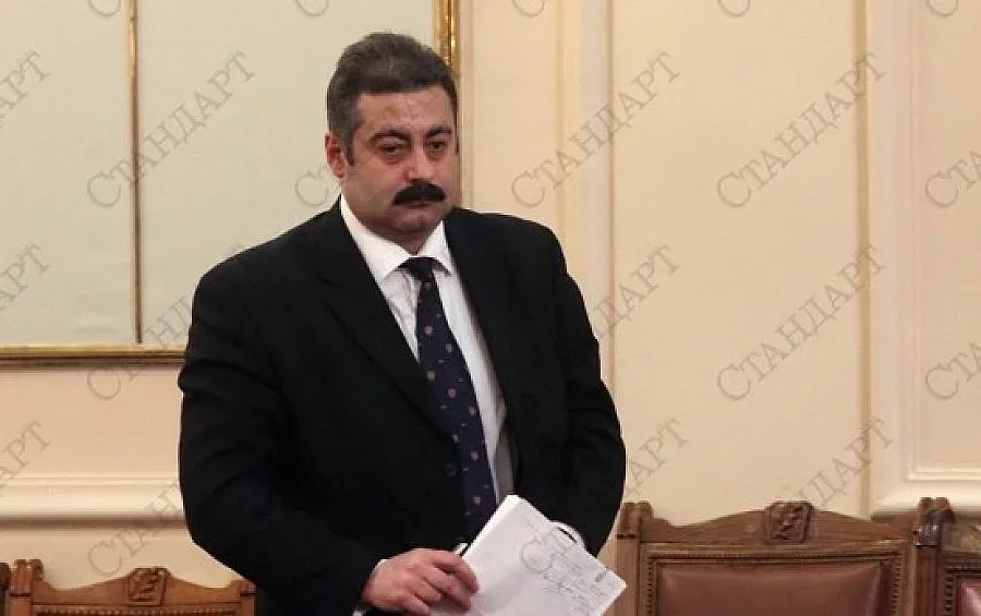Гледат делото срещу Божидар Нанев