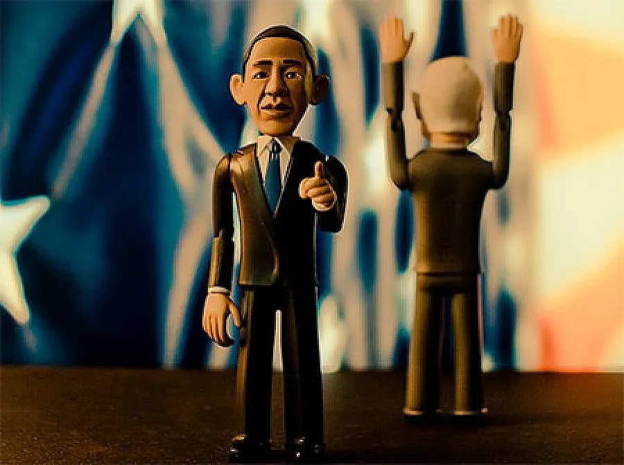 Плашат американците с клип на Барак като диктатор