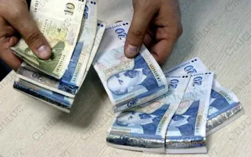Сгащиха с подкуп две чиновнички
