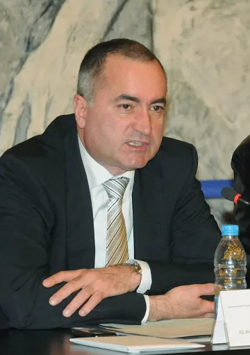 Китай иска да ни строи магистралите
