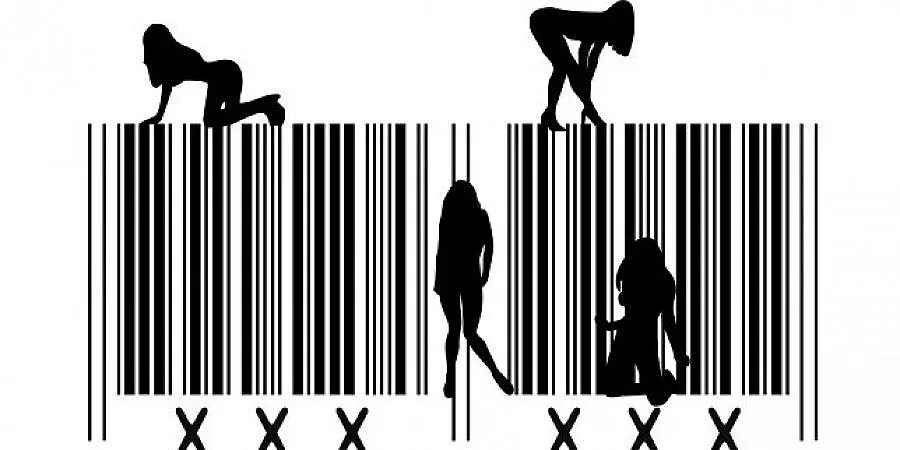 Сводници татуират баркод на проститутки