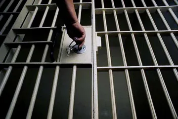 Надзирател и жена изгоряха в операция "Дилъра"