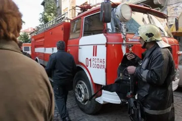 Горя автобус с ученици до Костенец 