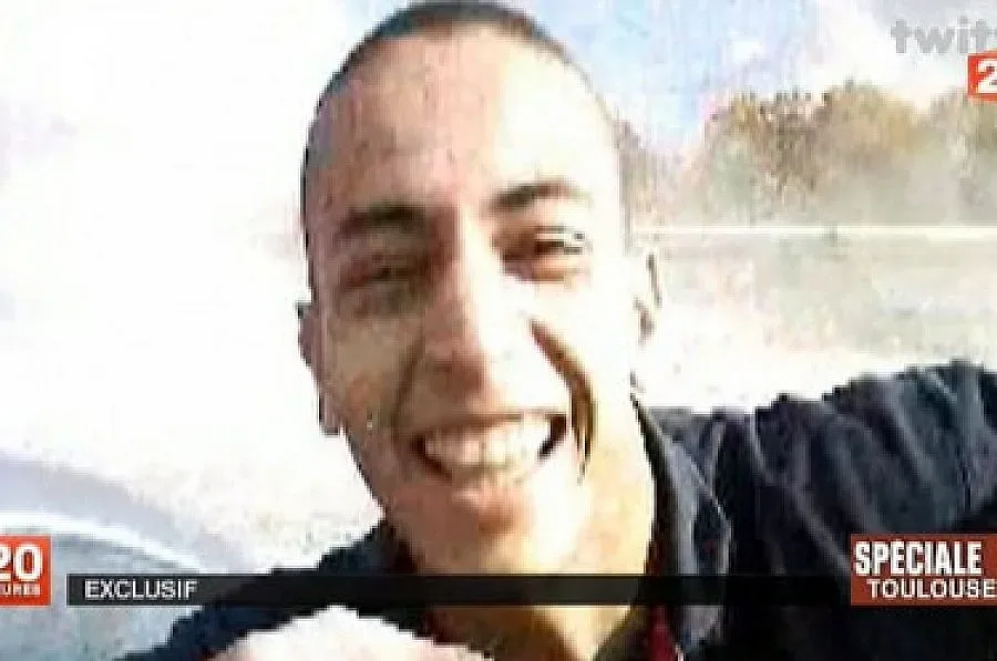 Фен страница във Фейсбук на убиеца от Тулуза