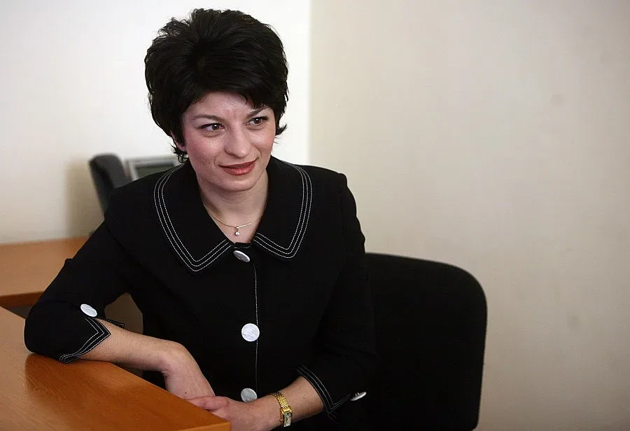 Атанасова маха тавана за лечение на деца