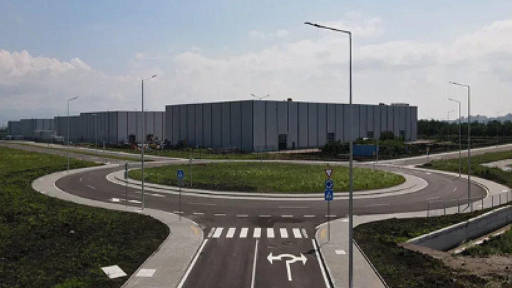 Китайски гигант налива милиони в завод у нас. Нови работни места