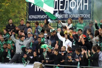 Четири мача от "А" група се играят днес