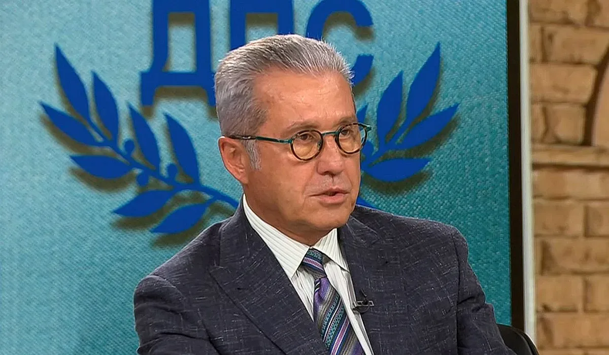 Има ли преврат в ДПС? Цонев посочи каква е мисията на Пеевски