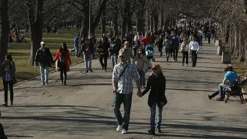 Три температурни рекорда удари живакът
