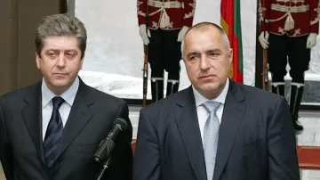 Премиерът прати на Първанов поздрави от емира на Катар