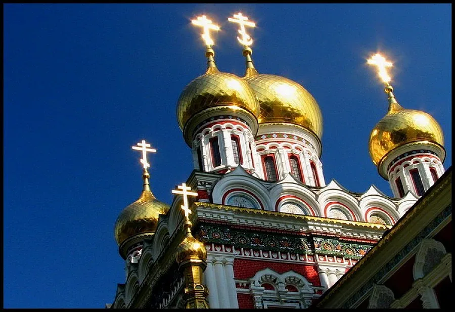Руски игумен се облизва за Шипка