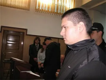 Пернишкият изкормвач Сиси ще лежи още 18 г. за убийство