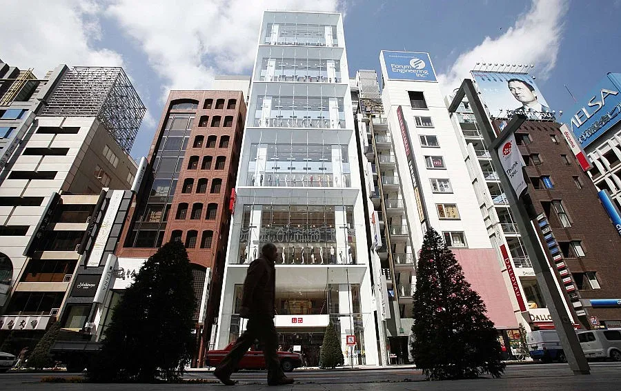 Половинметрова вълна цунами достигна бреговете на Япония