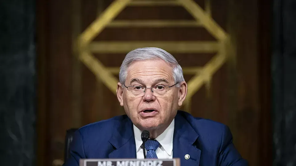 Борислав Цеков разобличи "Промяната". Корумпиран сенатор - партньор на ПП-ДБ