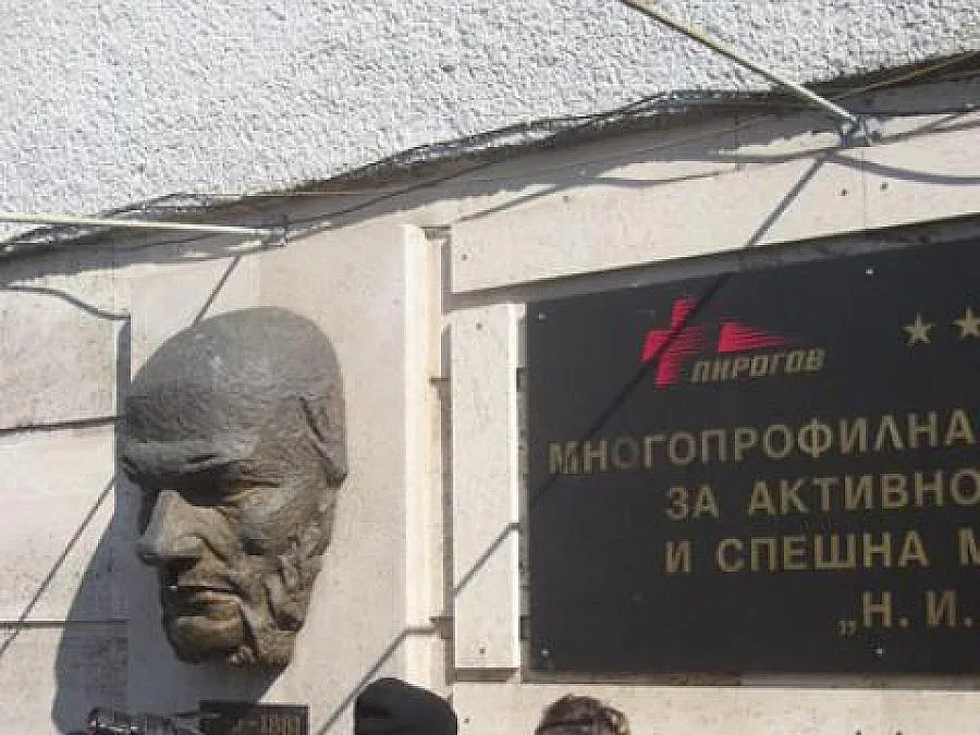 Попариха бебе с вряла вода