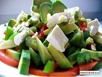 На трапезата: Свежа салата по френски