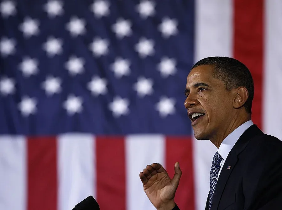 Рейтингът на Обама се срина под 50%