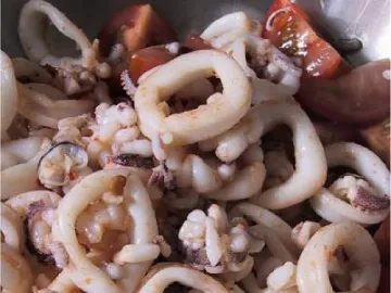 Днес на масата: Салата от калмари