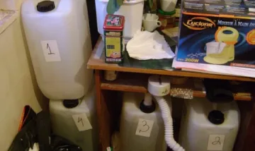 Eкстази за близо 1 милион дози хванаха на Аерогара София