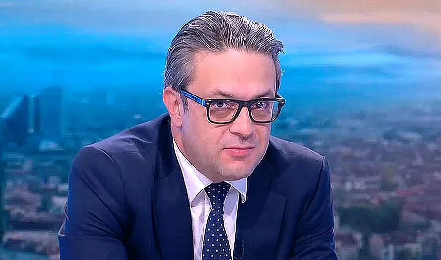 Висша политика! Тома Биков видя какво правителство е възможно