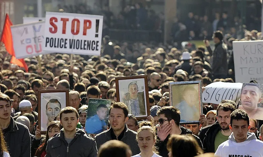 Етнически пожар в Македония