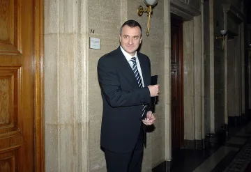 Плевнелиев договаря надпартиен консенсус за енергетиката
