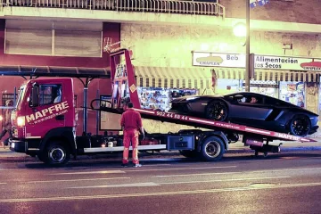 Новото "Ламборгини" на Роналдо се скапа