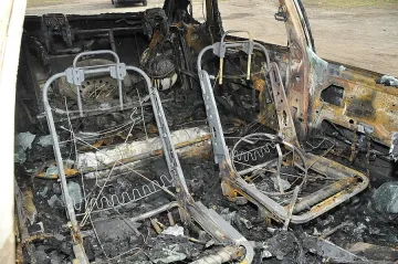 Три коли горяха тази нощ