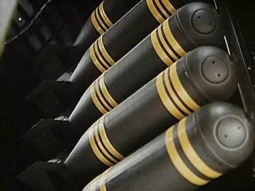 Щатите удрят Иран с могъща бомба