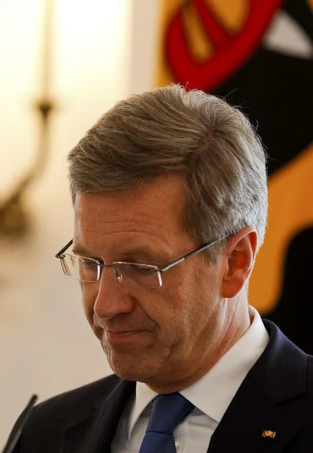 Скандал в Германия заради изпращането на Кристиян Вулф