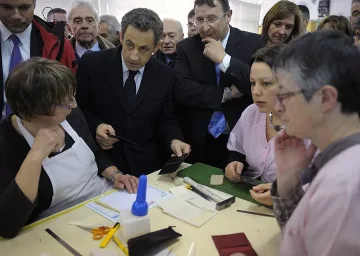 Докараха Саркози до "агония"