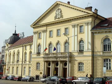 Учени от БАН правят гориво от боклука