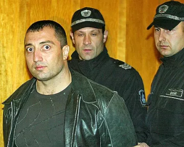 Митьо Очите смени кокаина с домати