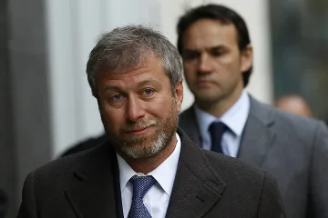 Абрамович брои 1,2 млн. евро за президентската ложа на Евро 2012 
