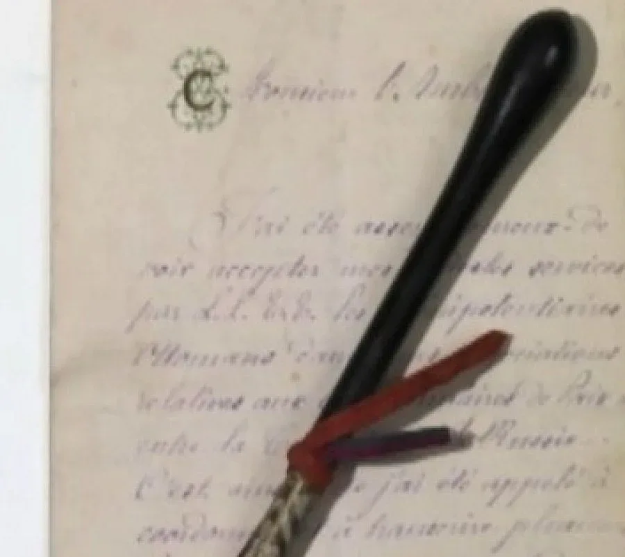 Купуваме писалката, разписала свободата